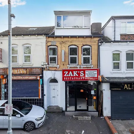 Stylish Family & Friendly 2-bdr Near First Direct Arena, Sleeps 6, Free Wifi & Parking Available Apartment Leeds (West Yorkshire)